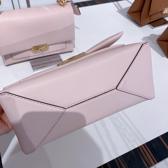 Michael Kors Cece Medium Shoulder Bag - Picture 4 of 7